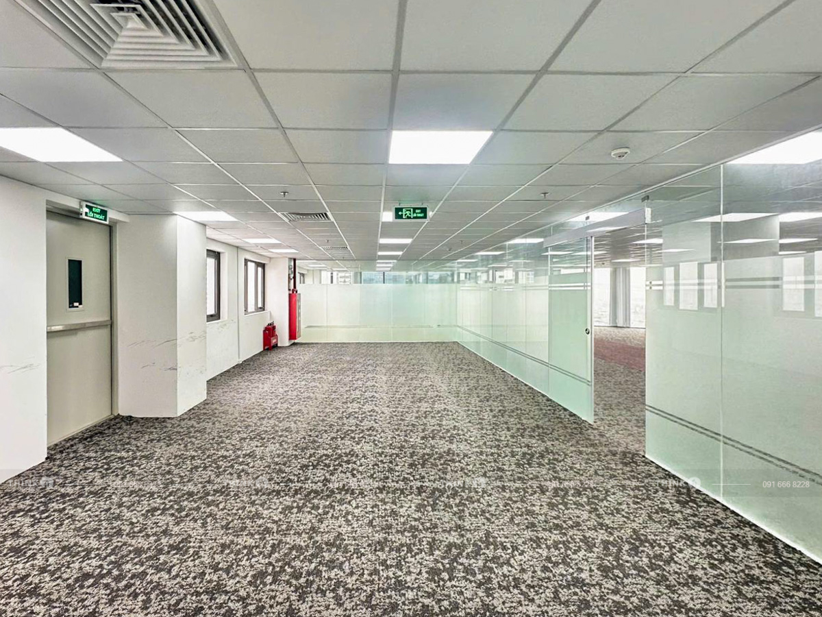 Mặt bằng văn phòng điển hình Vạn Phúc Building