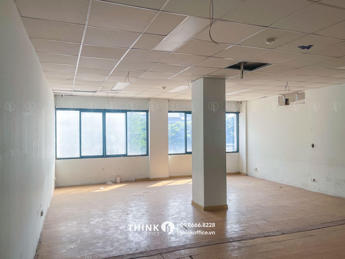 Mặt bằng văn phòng diện tích nhỏ điển hình cho thuê Vietcom Building 18 Nguyễn Chí Thanh