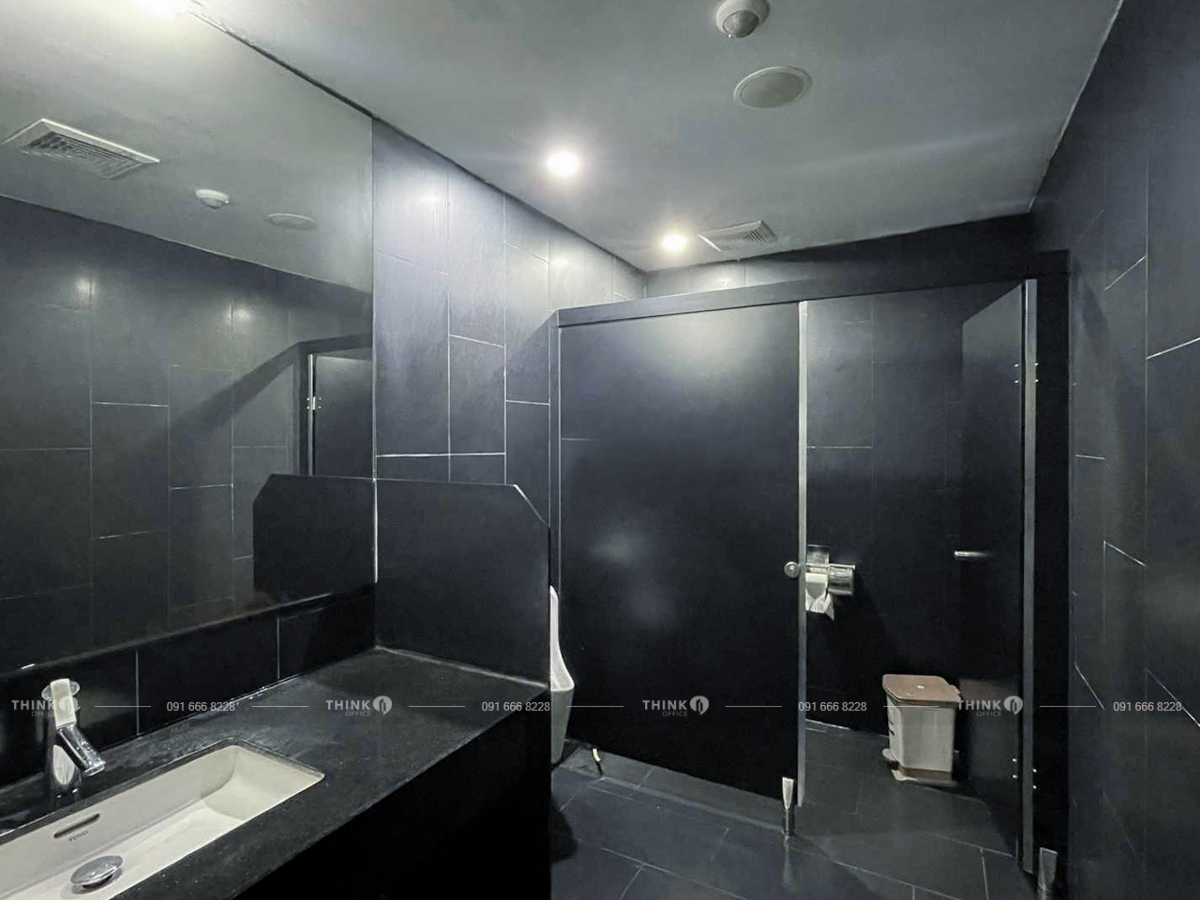 Nhà vệ sinh toà nhà Coalimex Building