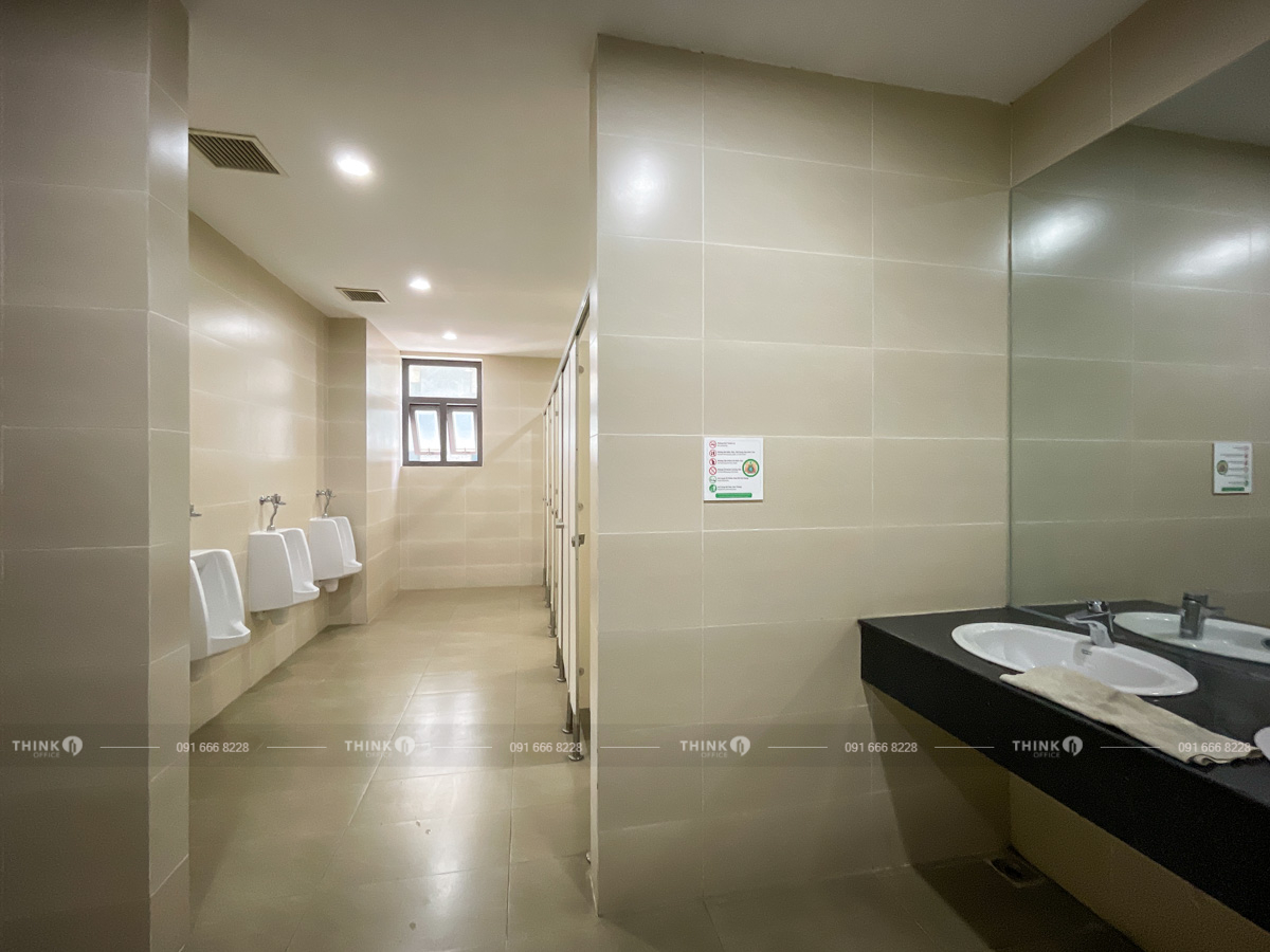 Nhà vệ sinh toà nhà N03 T7 Ngoại Giao Đoàn