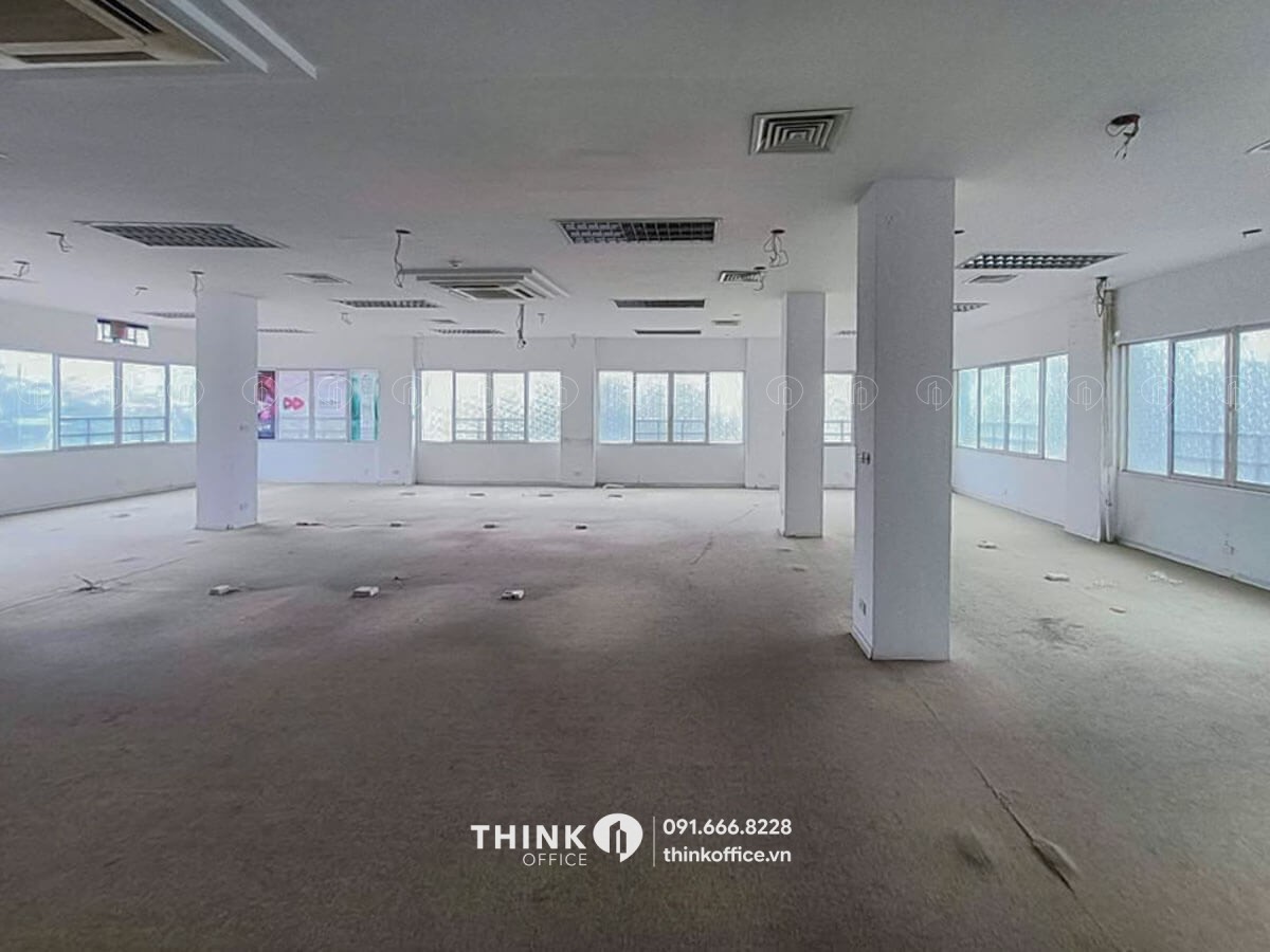 Sàn văn phòng diện tích lớn điển hình toà nhà Vietcom Building 18 Nguyễn Chí Thanh