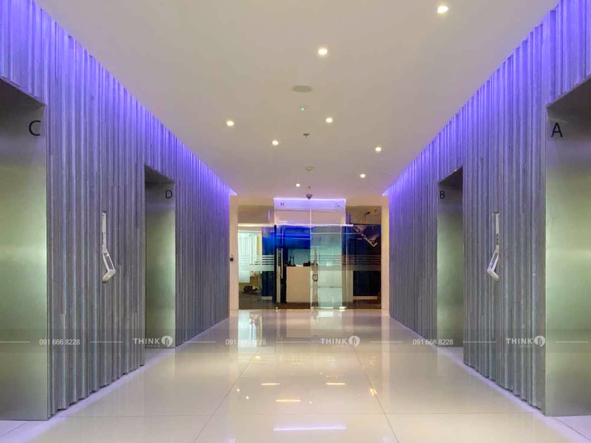 Sảnh thang máy Indochina Plaza Hanoi