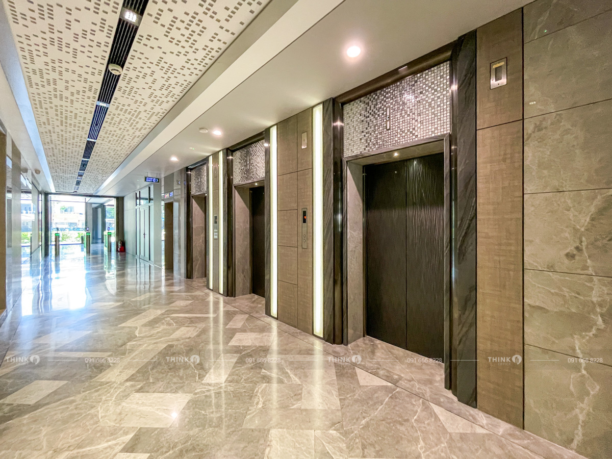 Sảnh thang máy văn phòng toà nhà Diagon Building