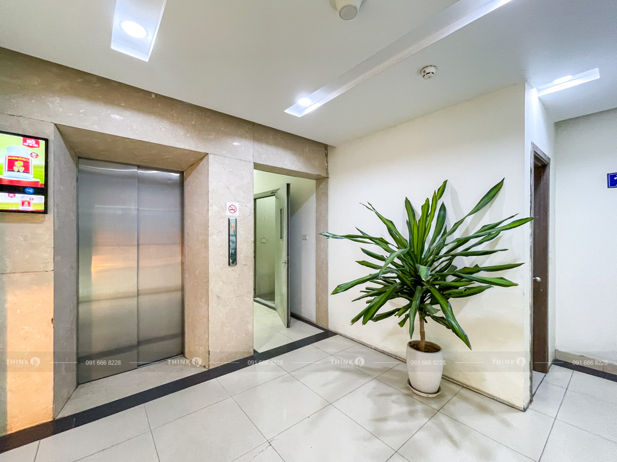 Sảnh thang máy văn phòng toà nhà Helios Tower