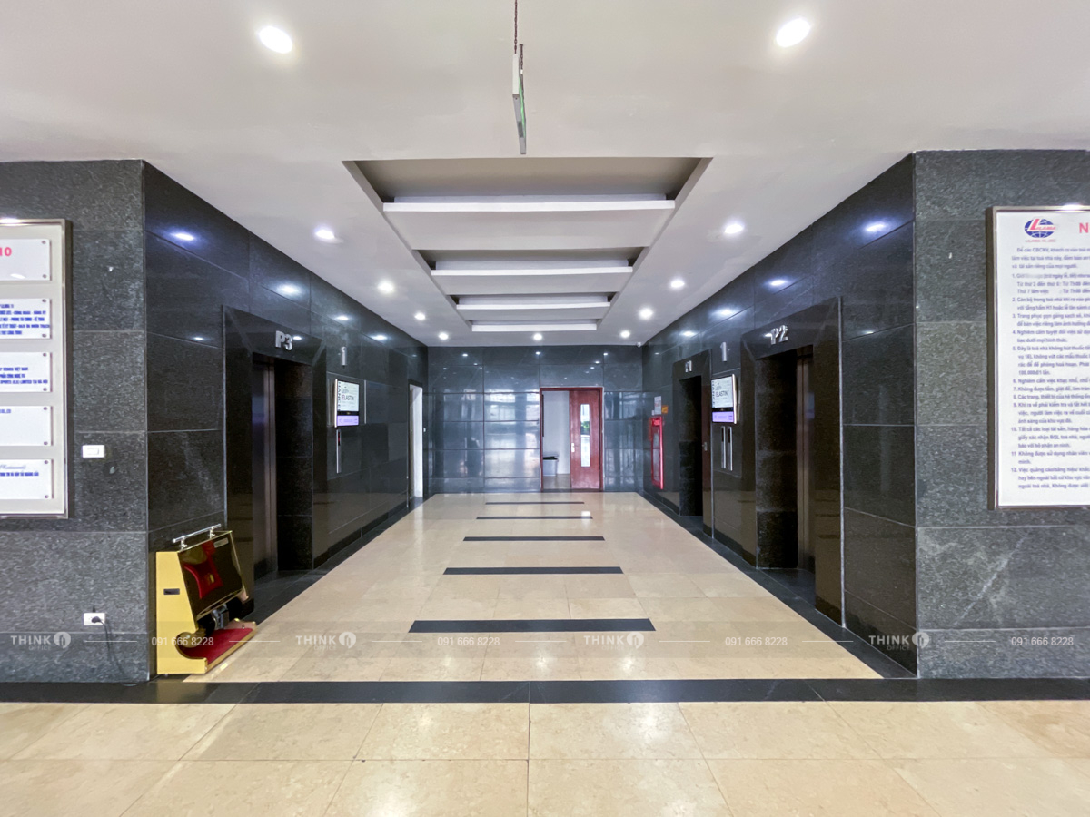Sảnh thang máy văn phòng toà nhà Lilama 10