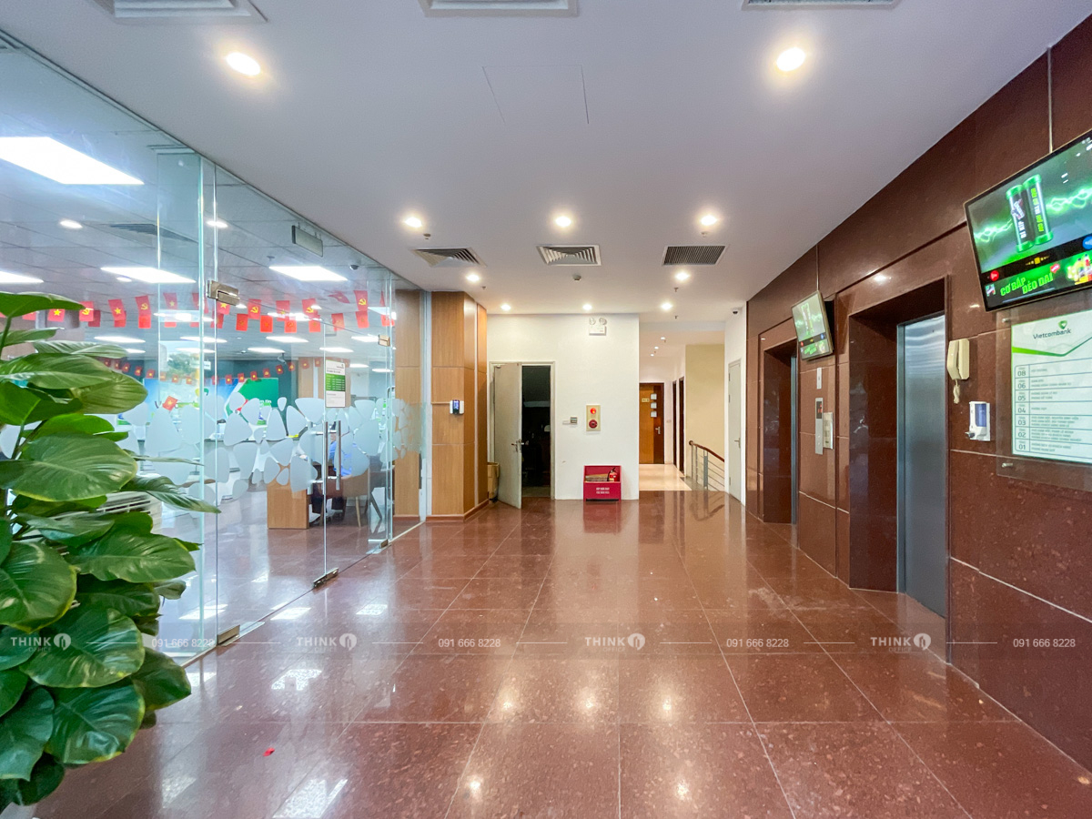 Sảnh toà nhà ADI Building