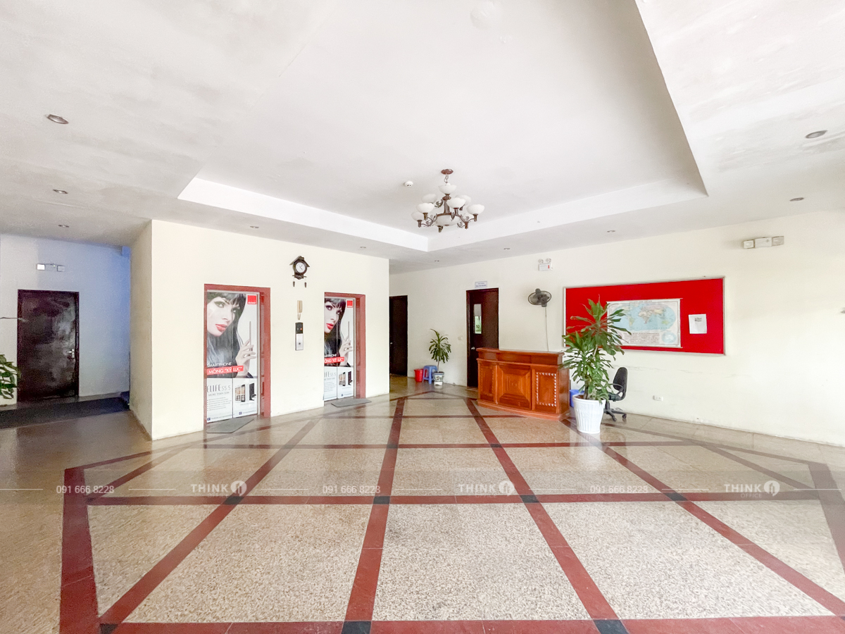 Sảnh toà nhà Dệt Kim Đội Cấn