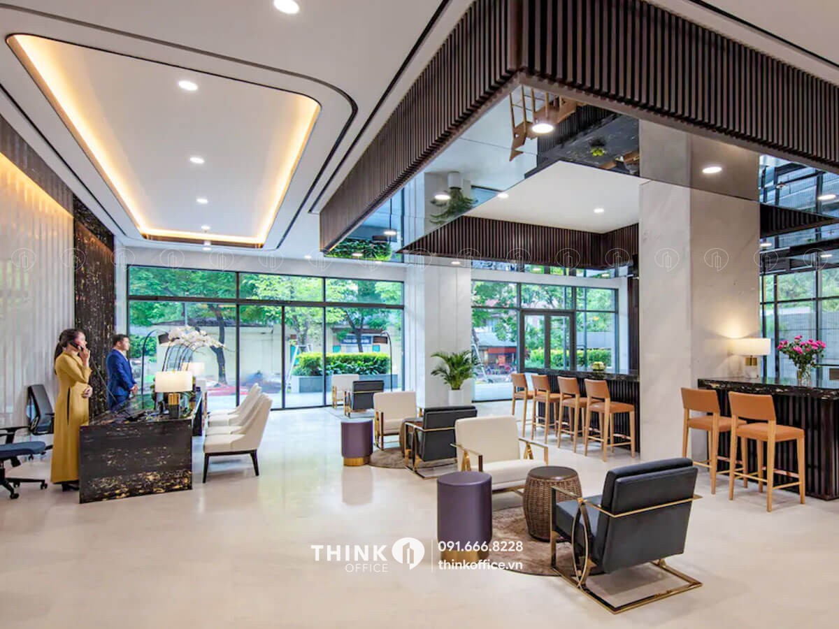 Sảnh toà nhà The Five Residences Hanoi nhìn từ bên trong