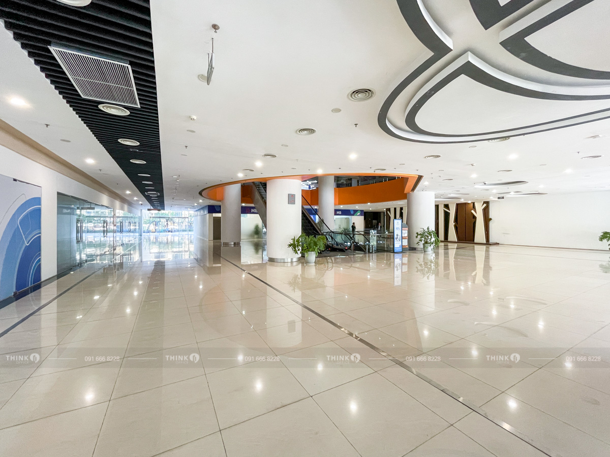 Sảnh toà nhà Victoria Văn Phú