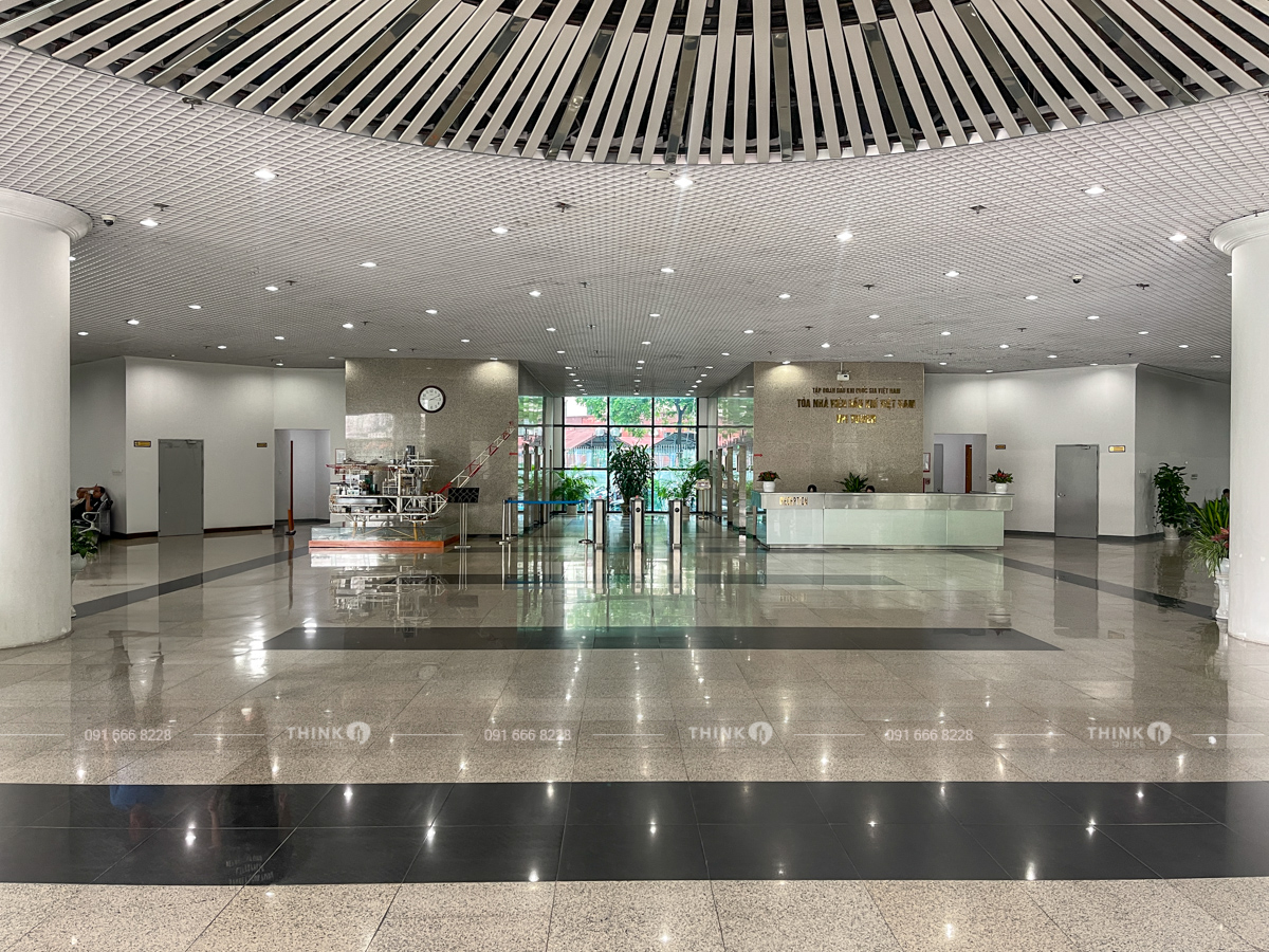 Sảnh toà nhà Viện Dầu Khí