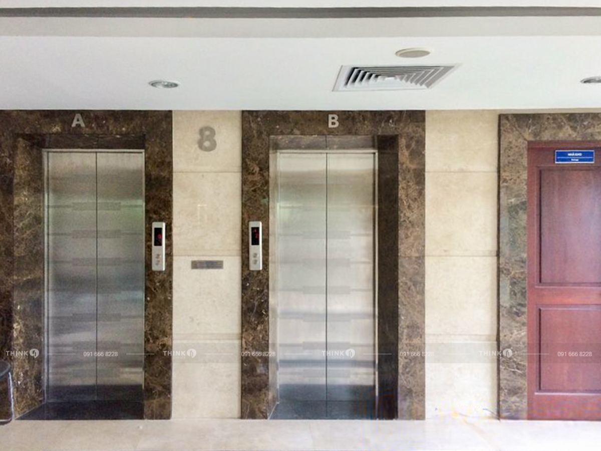Thang may văn phòng toà nhà ACB Office Building Phan Chu Trinh