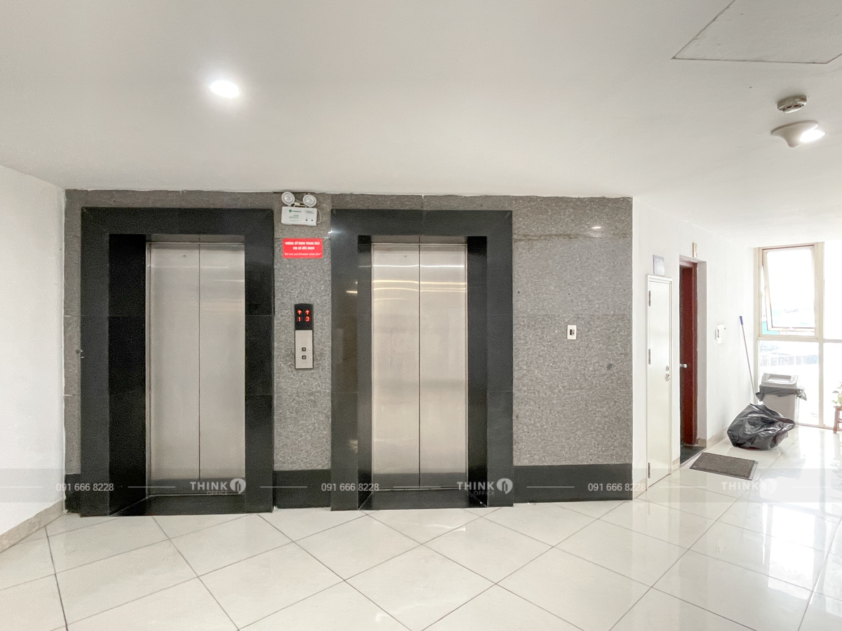Thang máy văn phòng toà nhà CTM Building Cầu Giấy