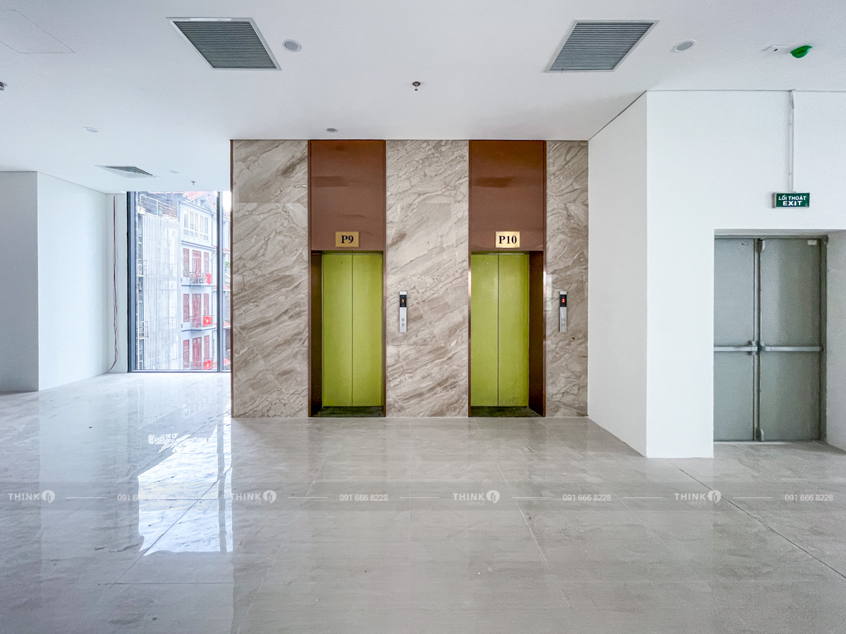 Thang máy văn phòng toà nhà Capital Elite Phạm Hùng