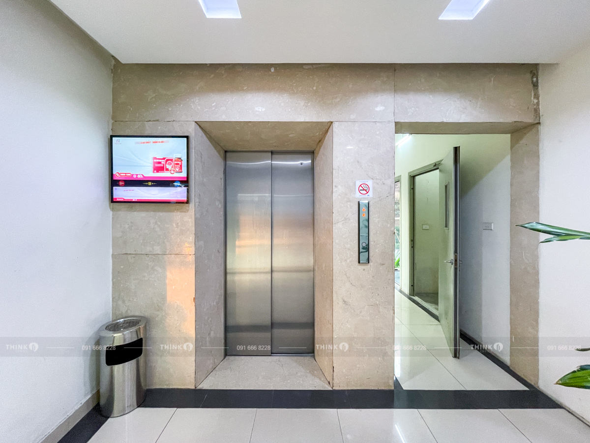 Thang máy văn phòng toà nhà Helios Tower