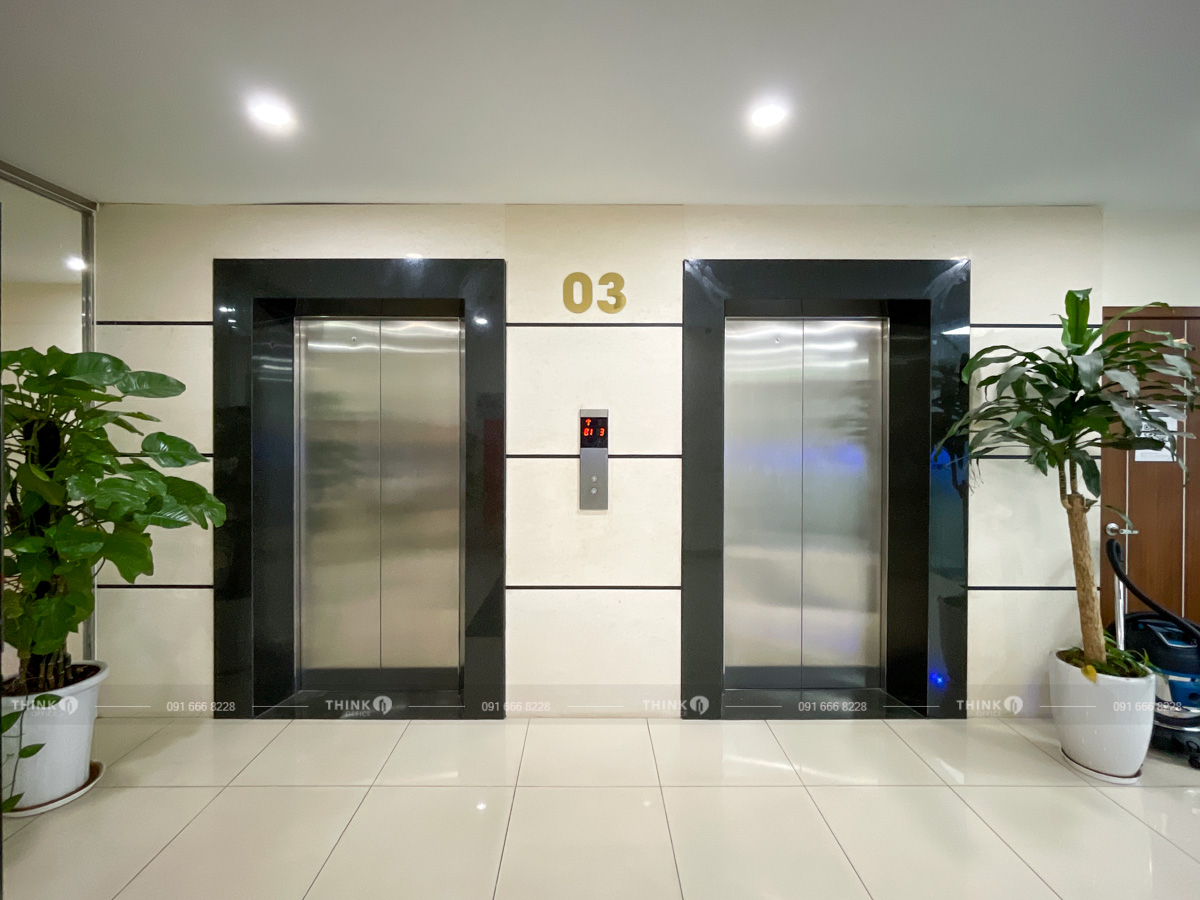 Thang máy văn phòng toà nhà N03 T7 Ngoại Giao Đoàn
