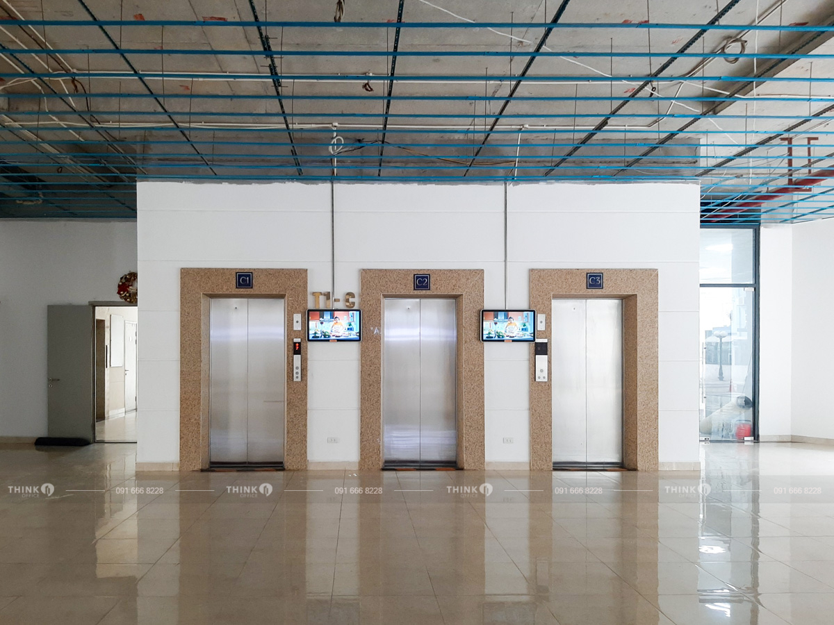 Thang máy văn phòng toà nhà Samsora Premier