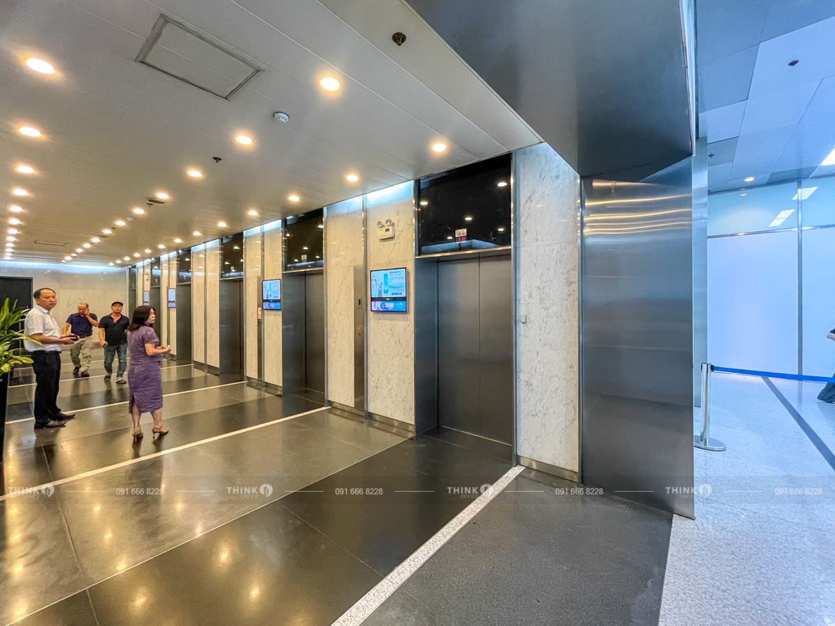Thang máy văn phòng toà nhà Vinaconex Tower Láng Hạ