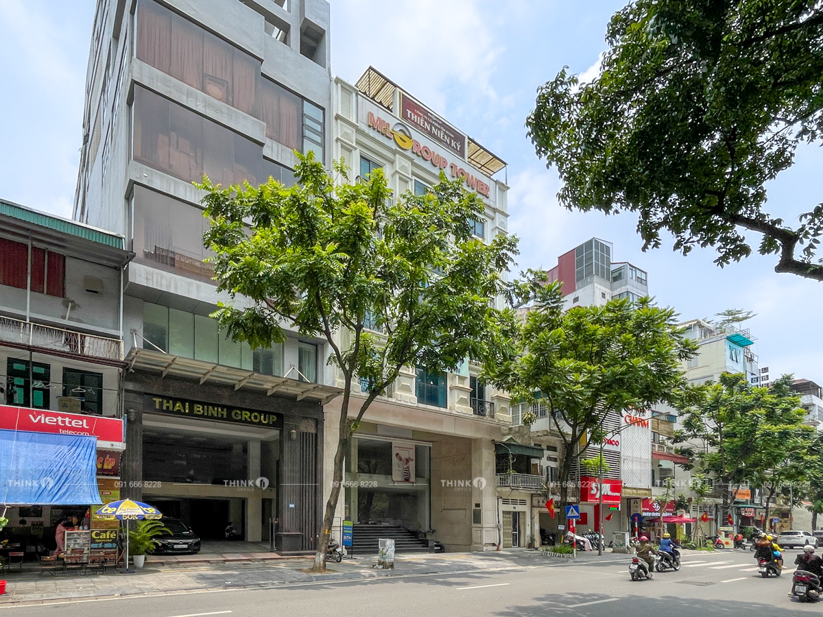 Toà nhà 352 Phố Huế