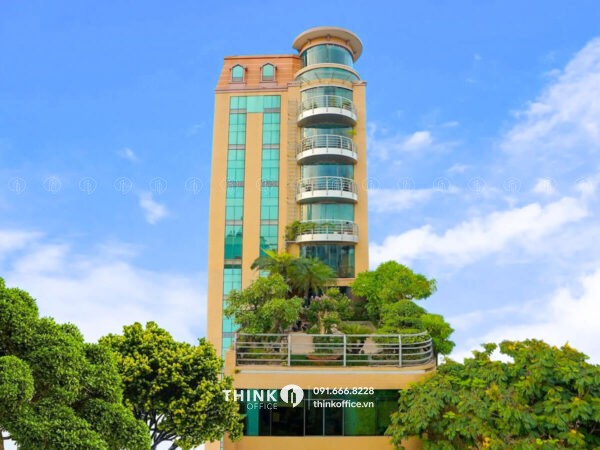 Toàn cảnh trên cao toà nhà Ru Blue Building Đội Cấn
