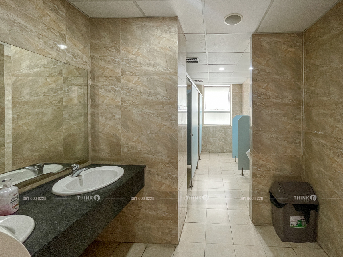 Vệ sinh CTM Complex Cầu Giấy