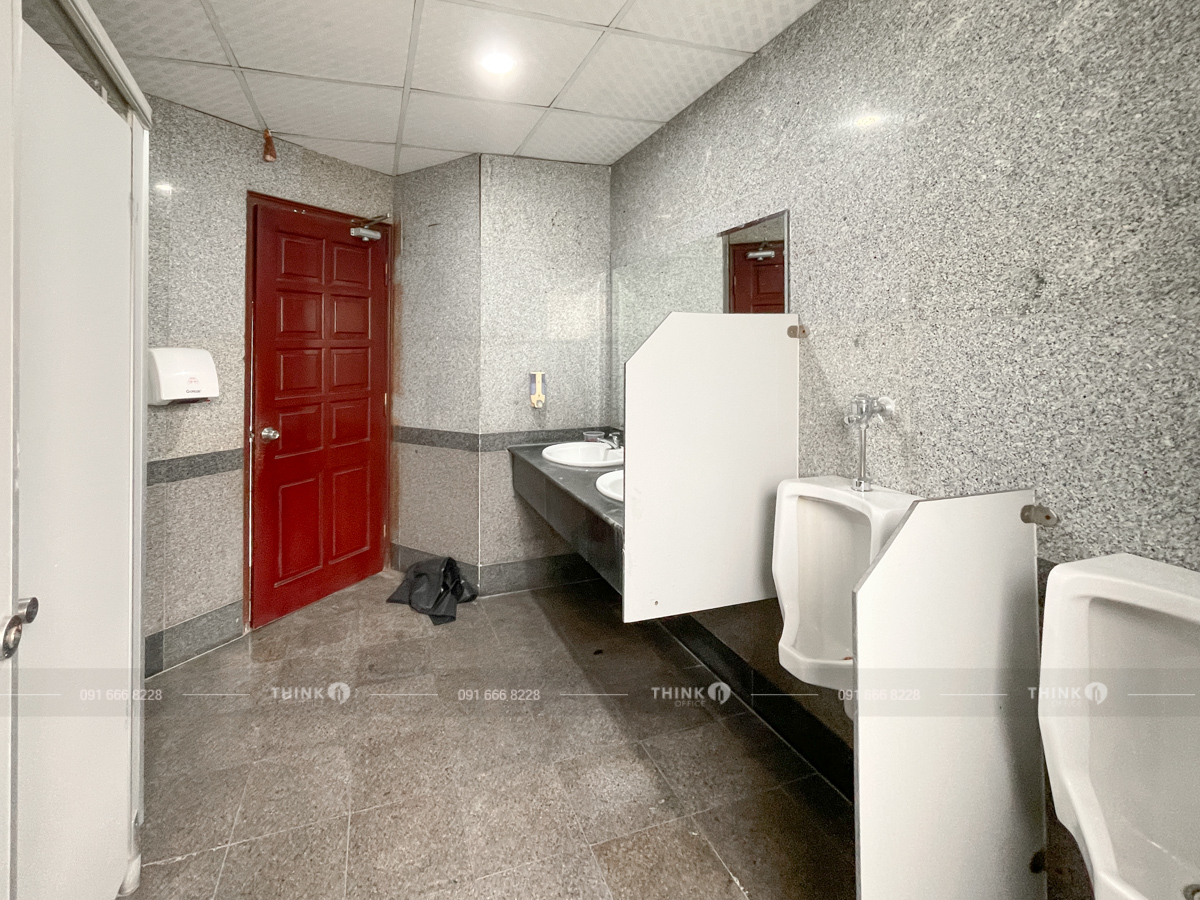 Vệ sinh toà nhà CTM Building Cầu Giấy