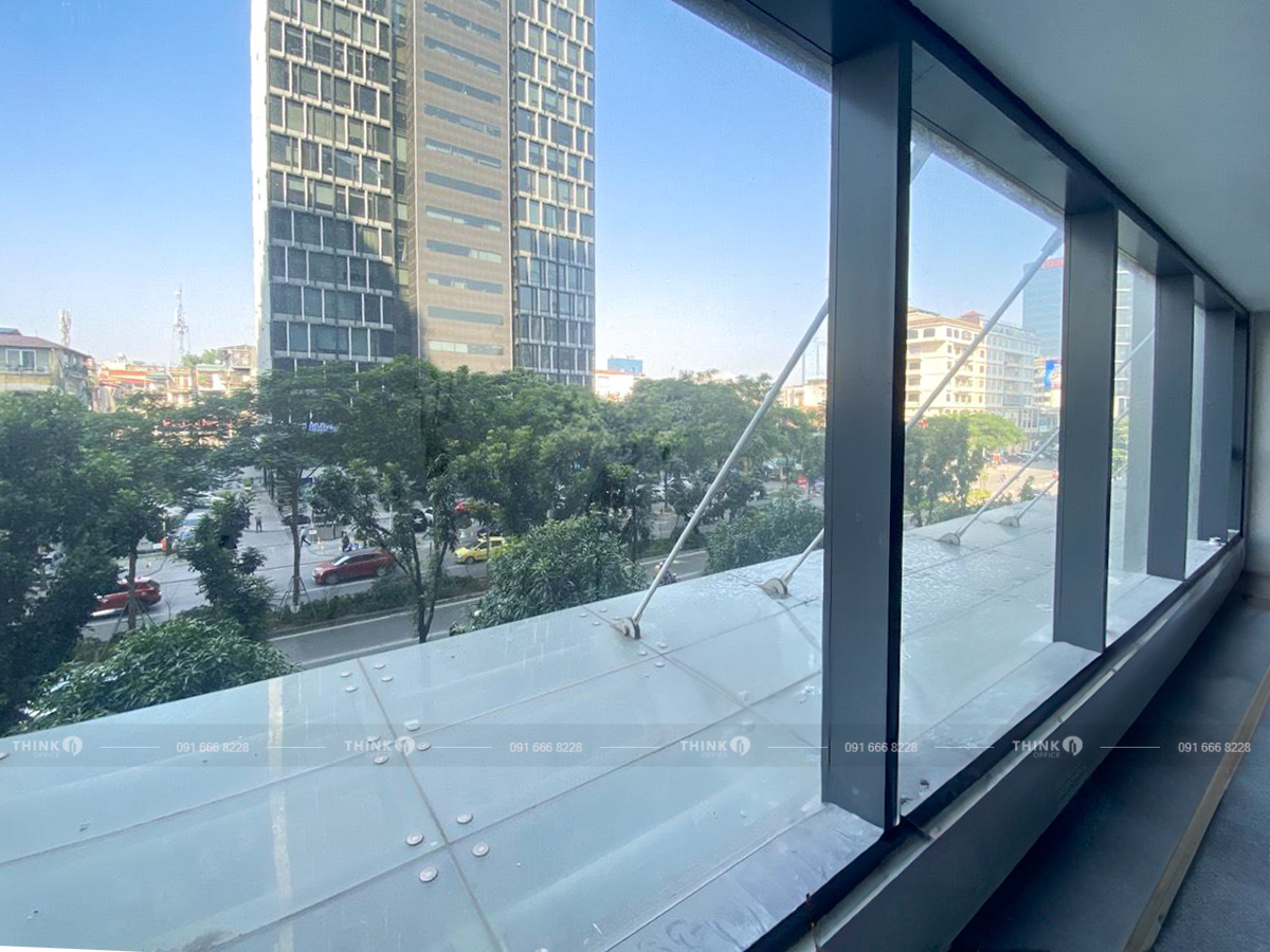 View văn phòng điển hình toà nhà Petrowaco Tower Láng Hạ