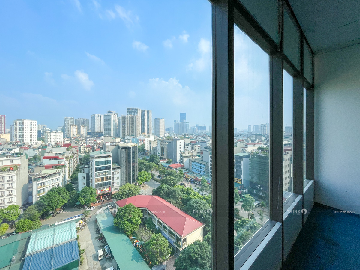 View văn phòng điển hình toà nhà Suced Building