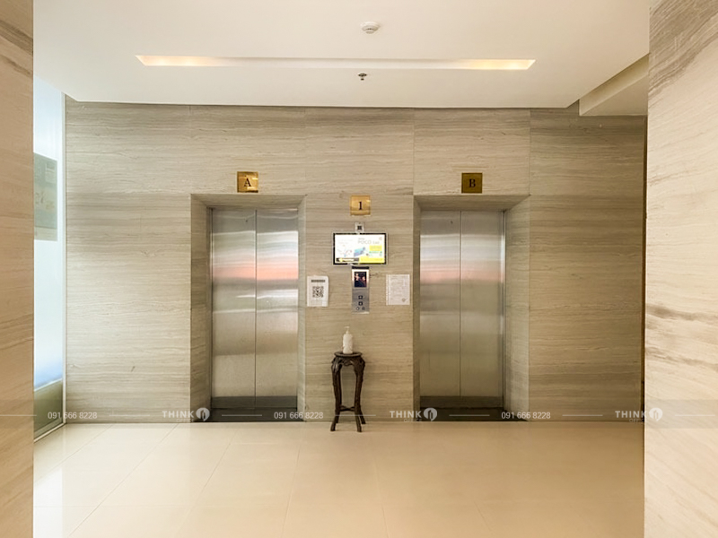 Khu vực thang máy toà nhà DC Building