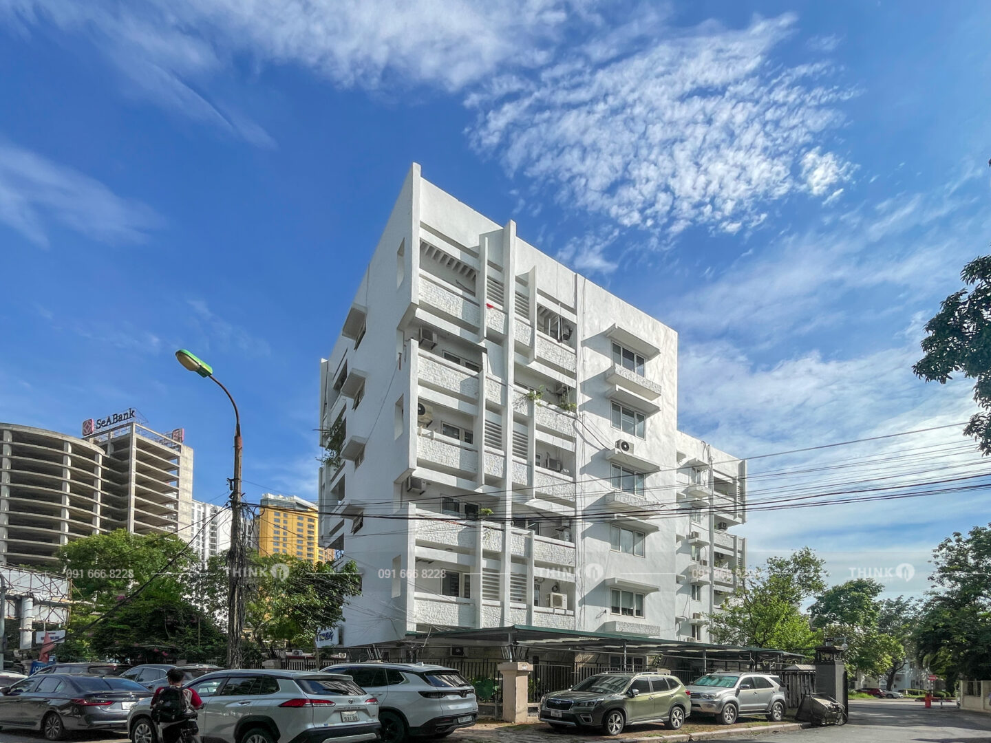 Toà nhà Vạn Phúc Building Núi Trúc