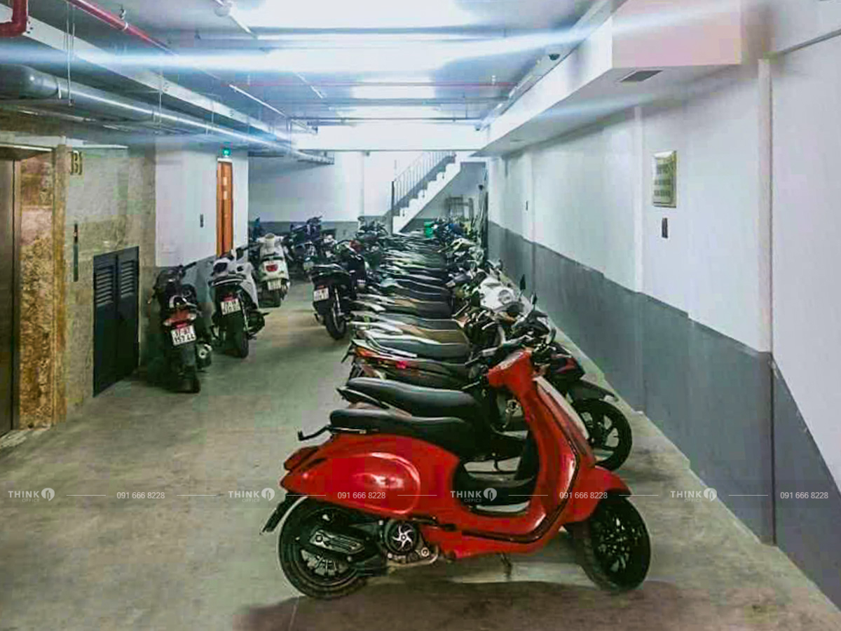 Hầm để xe toà nhà Quý Hạnh