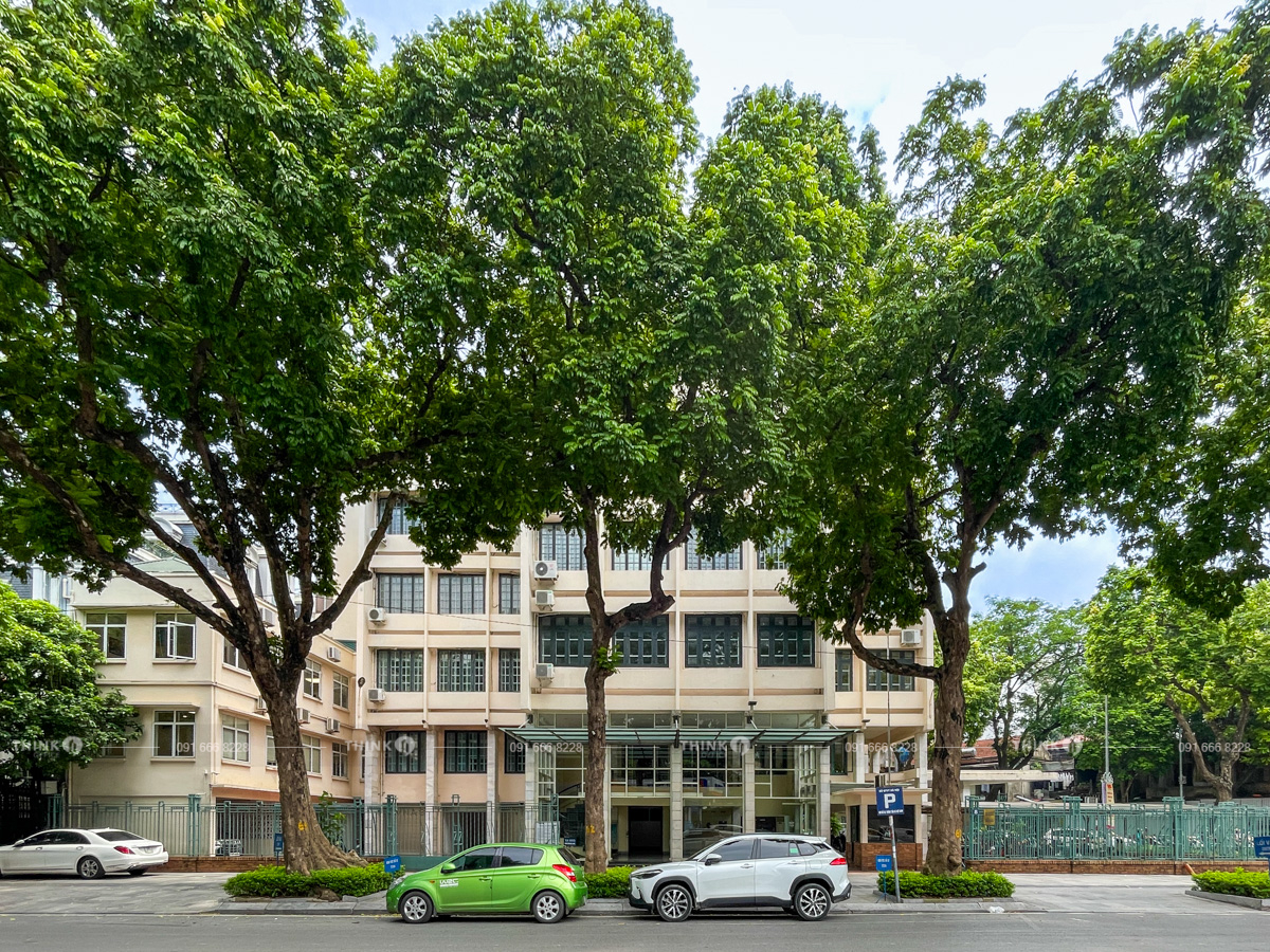 Toà nhà 8 Trần Hưng Đạo