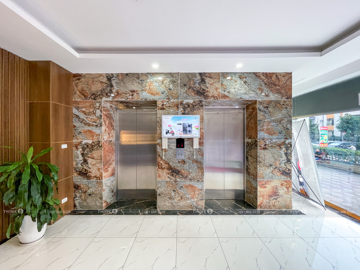 Sảnh thang máy văn phòng toà nhà Sevin Office