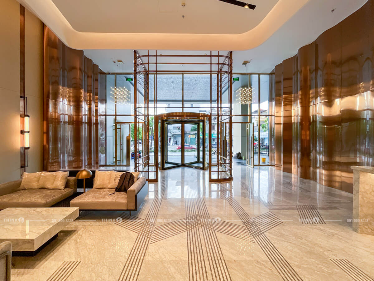 Khu vực sảnh toà nhà Silk Path Building