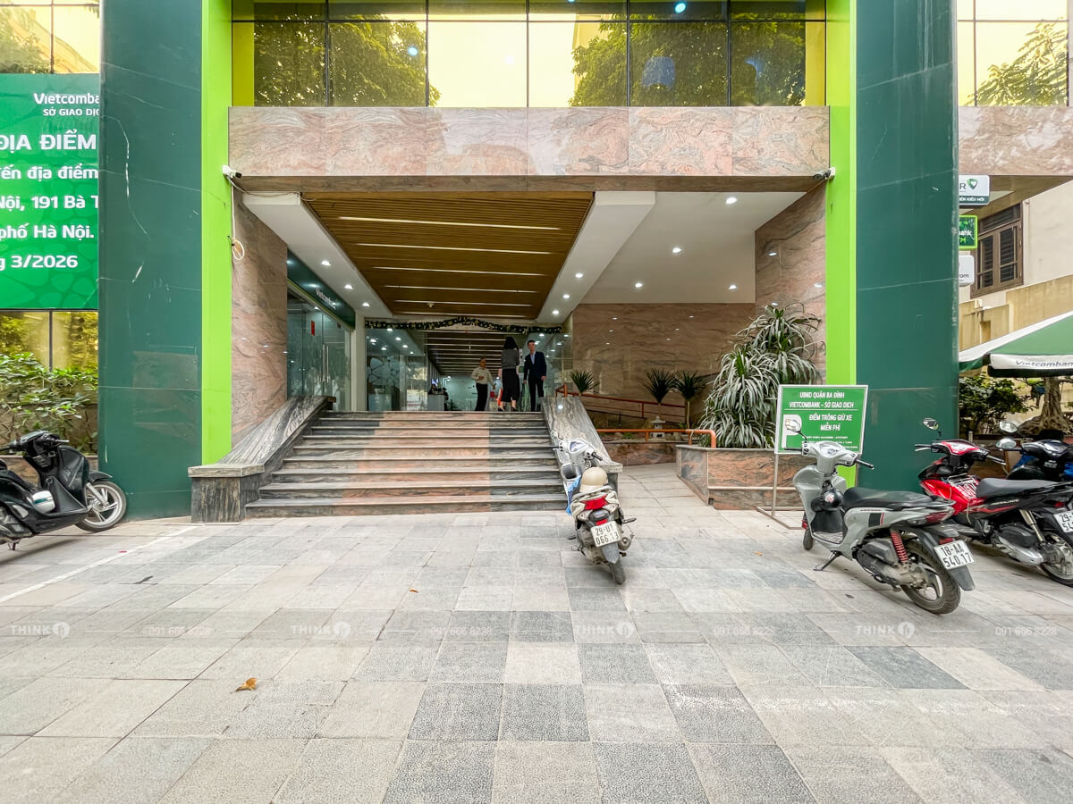 Lối vào sảnh văn phòng toà nhà Friend Tower